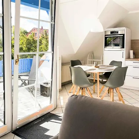 Hafenkoje Oberdeck Ferienwohnung * 普雷罗